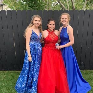 Meet your Posher, Brenna